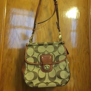 Coach crossbody purse in signature canvas